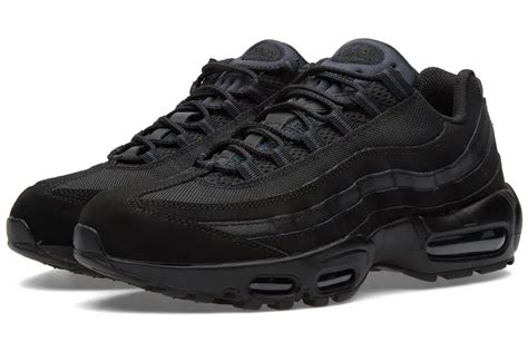 triple black Air Max 95